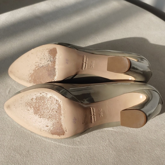 Miu Miu Curved Heel Platform Pumps - Picture 5 of 5